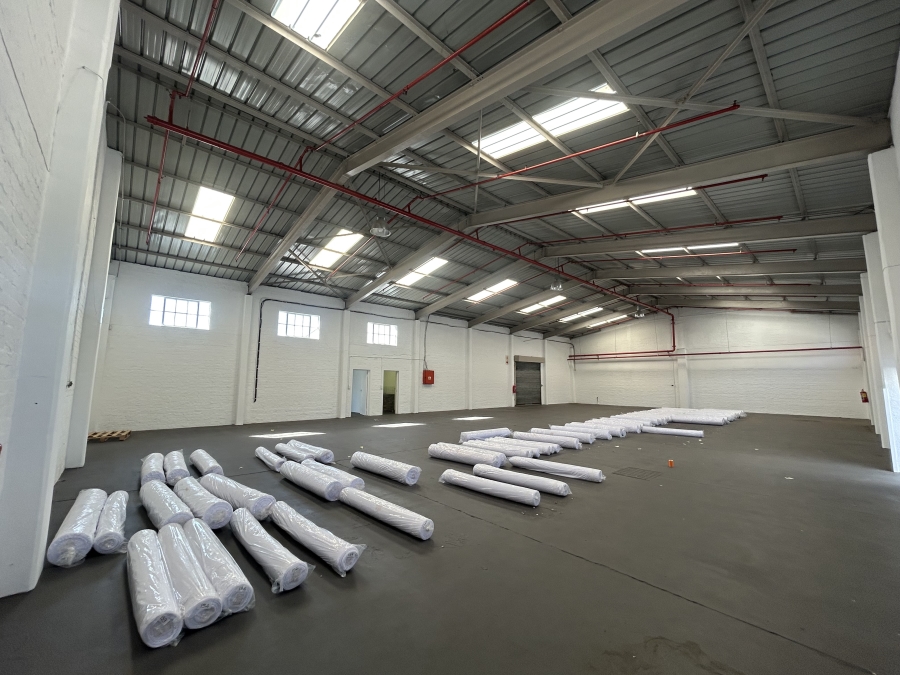 To Let Commercial Property for Rent in Maitland Western Cape
